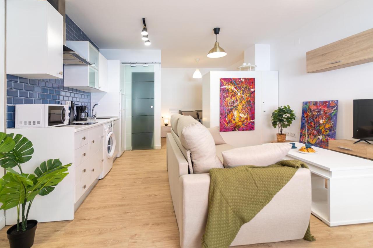 Malagueta Freshapartments Malaga Exterior photo