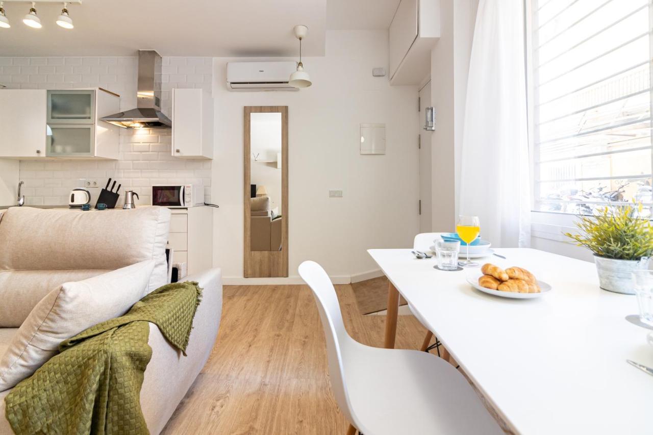 Malagueta Freshapartments Malaga Exterior photo