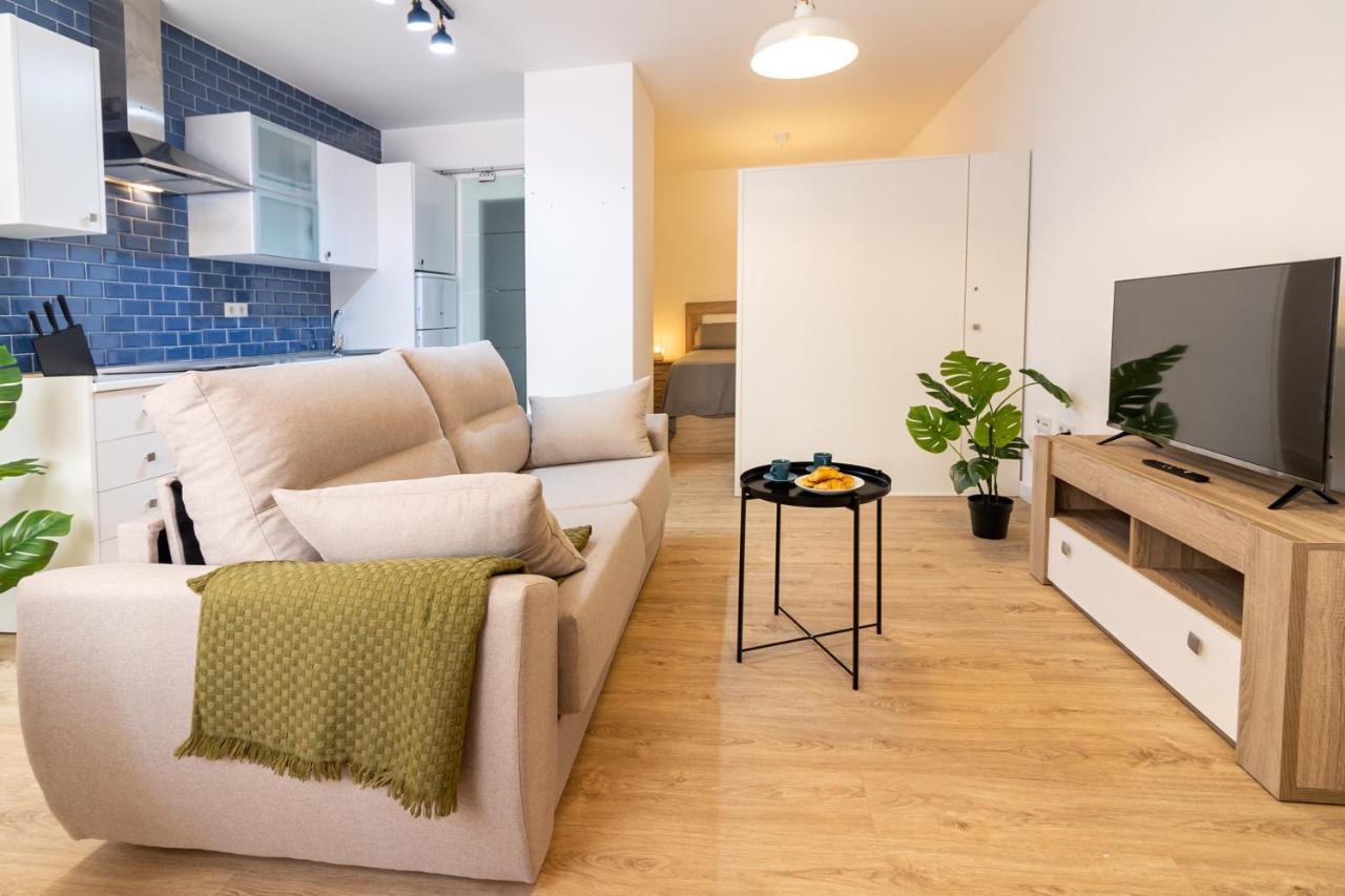 Malagueta Freshapartments Malaga Exterior photo