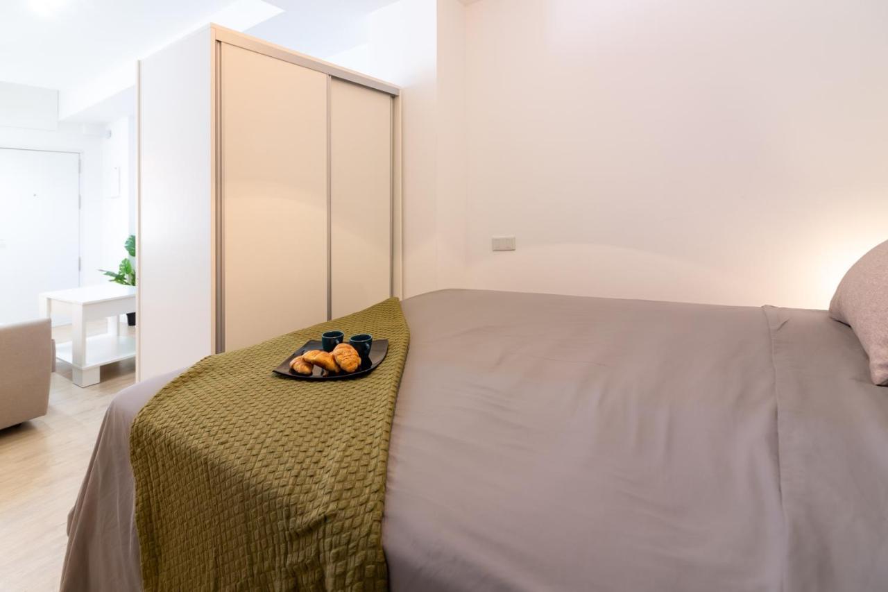 Malagueta Freshapartments Malaga Exterior photo